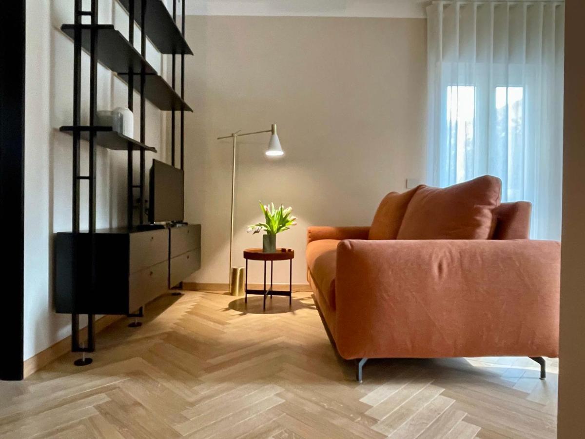 Ca Bela - Moscova Apartment Milan Bagian luar foto