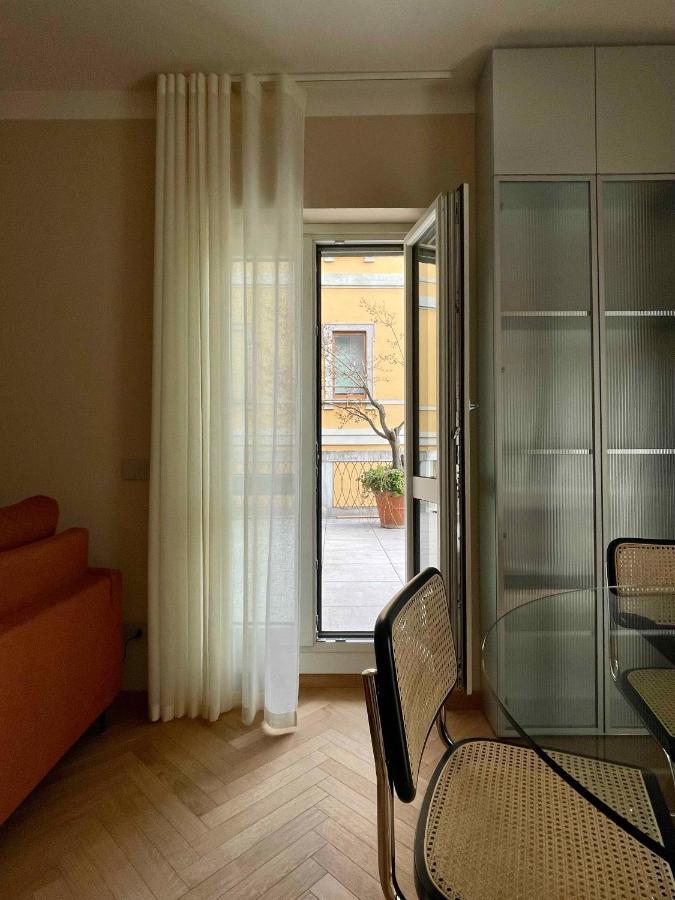 Ca Bela - Moscova Apartment Milan Bagian luar foto