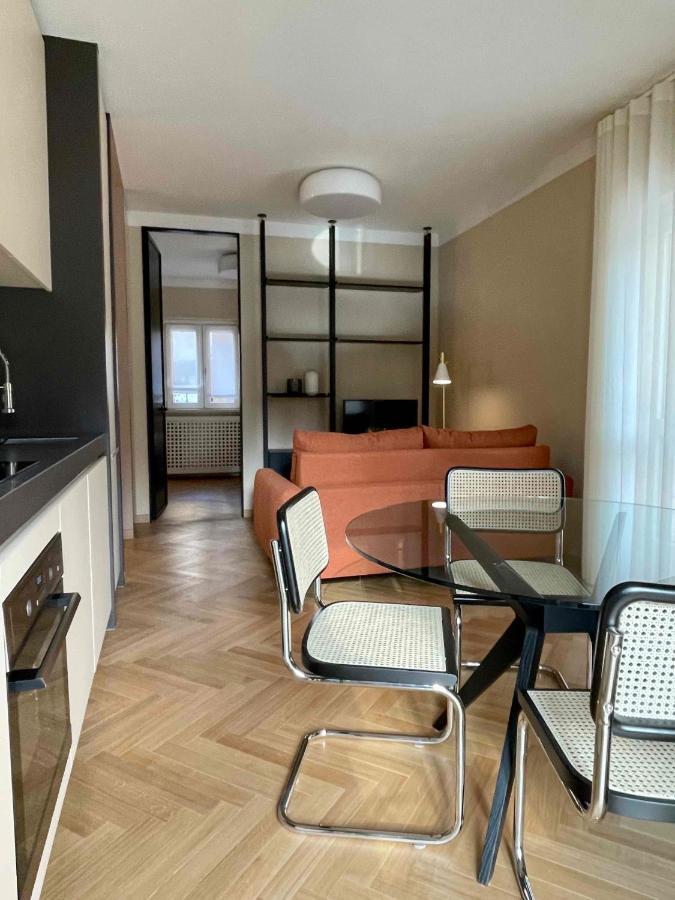 Ca Bela - Moscova Apartment Milan Bagian luar foto